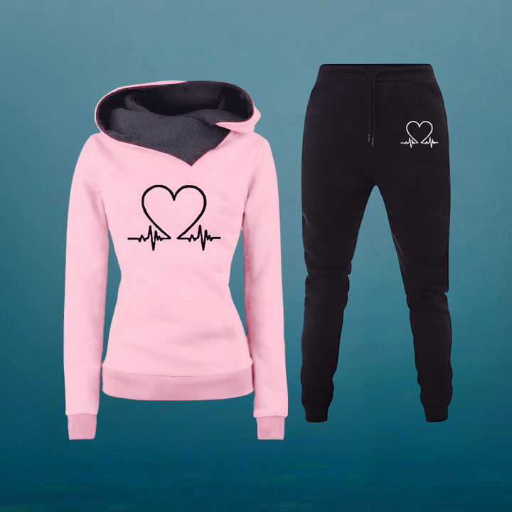 Lirix™ | Kuscheliges Jogging-Set im Herz-Design