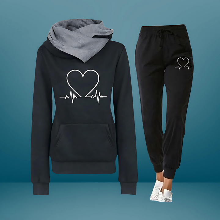 Lirix™ | Kuscheliges Jogging-Set im Herz-Design