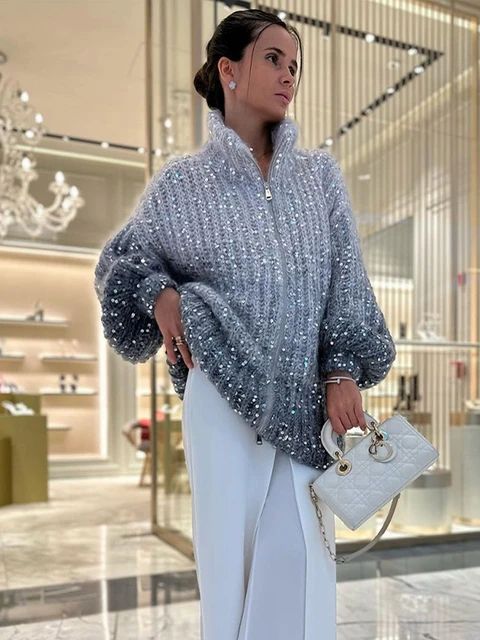 Zymera™ | Luxuspullover mit eleganten Details